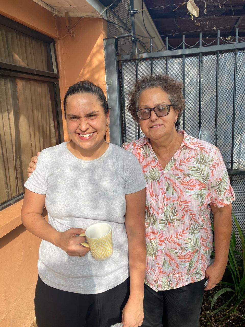 Guiselle en un momento cotidiano con la familia